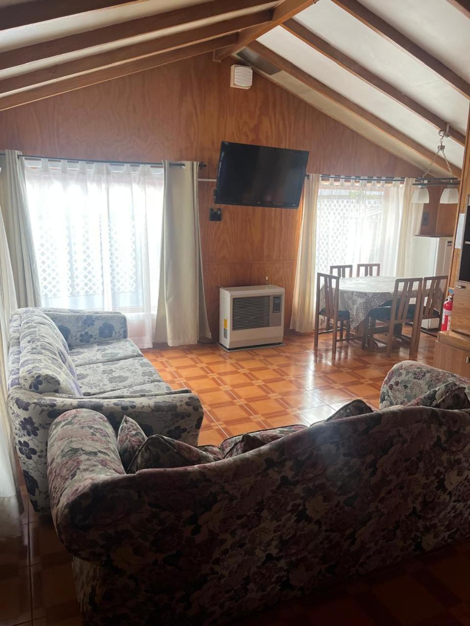 Cabanas Espanol Coyhaique Kültér fotó