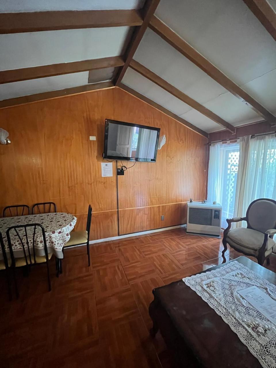 Cabanas Espanol Coyhaique Kültér fotó